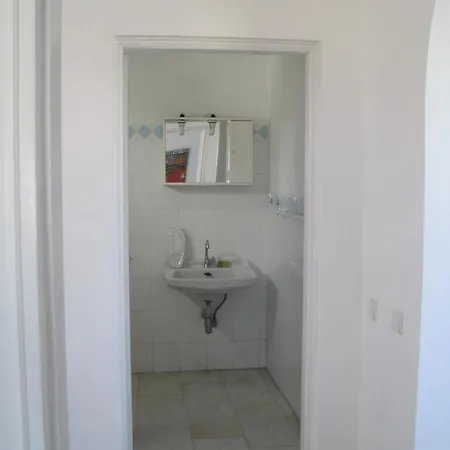 Tsanakou Vineyard Glinado *